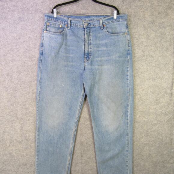 Levis 550 Jeans Mens 40x32 Blue Relaxed Fit Tapered Leg Light Wash Classic - Picture 1 of 11